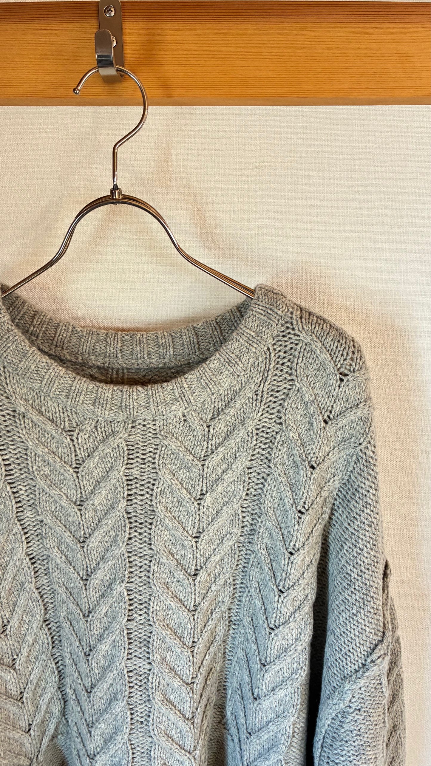 メリノウール混 ケーブルKNIT/A32548