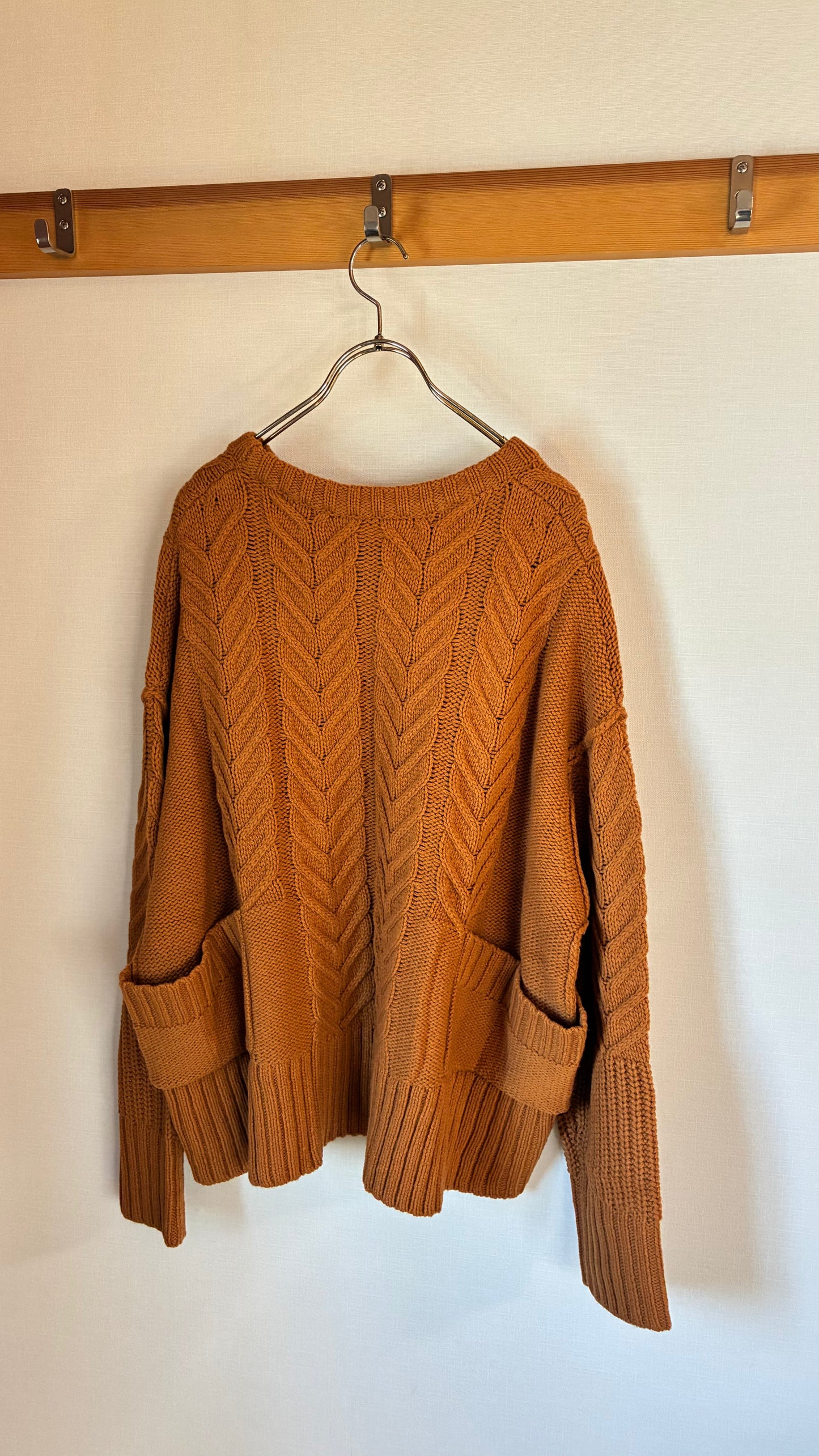 メリノウール混 ケーブルKNIT/A32548